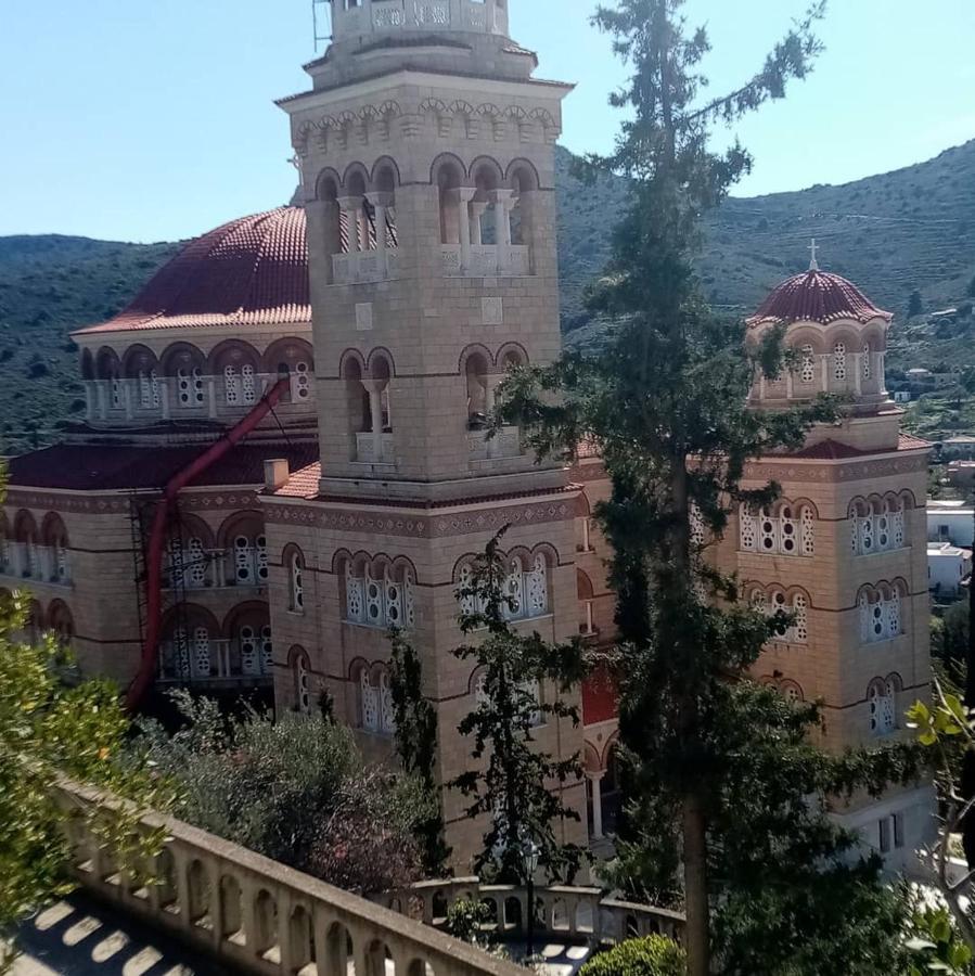 Svetlana & Michalis Oasis Hotel Agia Marina  Buitenkant foto