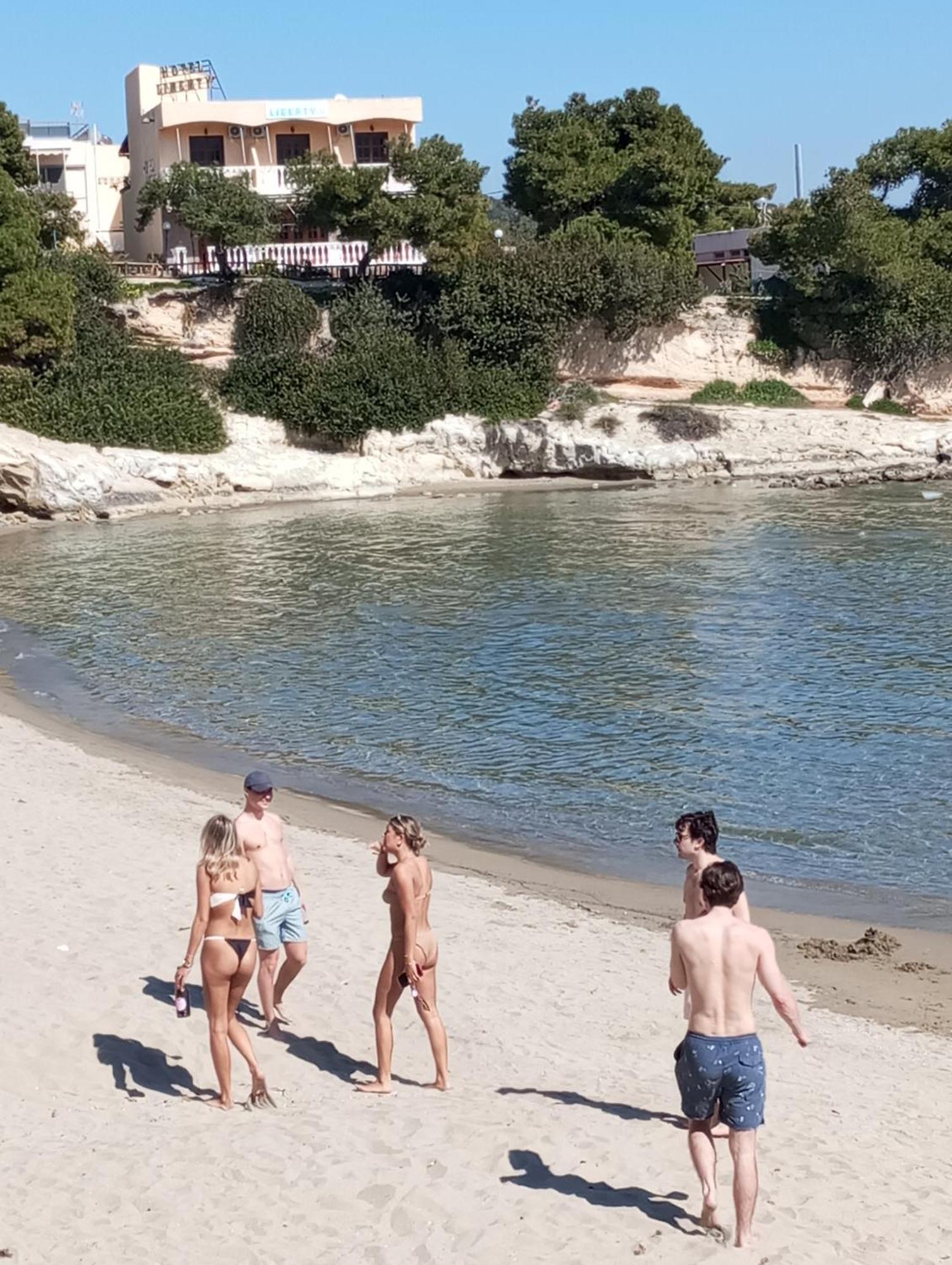 Svetlana & Michalis Oasis Hotel Agia Marina  Buitenkant foto