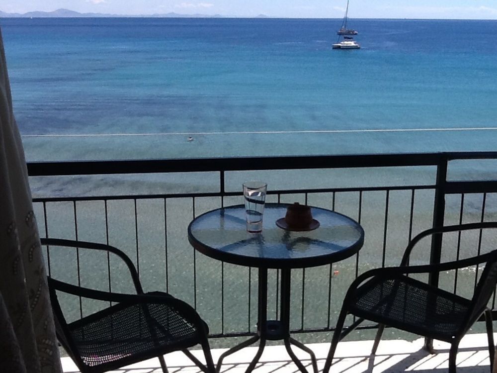 Svetlana & Michalis Oasis Hotel Agia Marina  Buitenkant foto