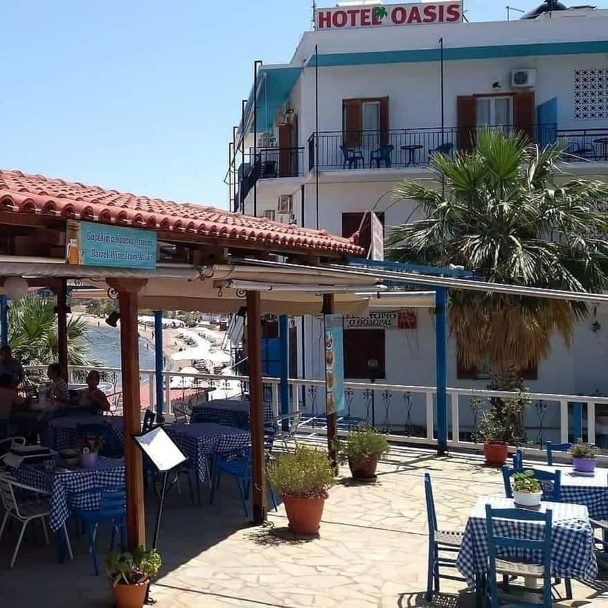 Svetlana & Michalis Oasis Hotel Agia Marina  Buitenkant foto
